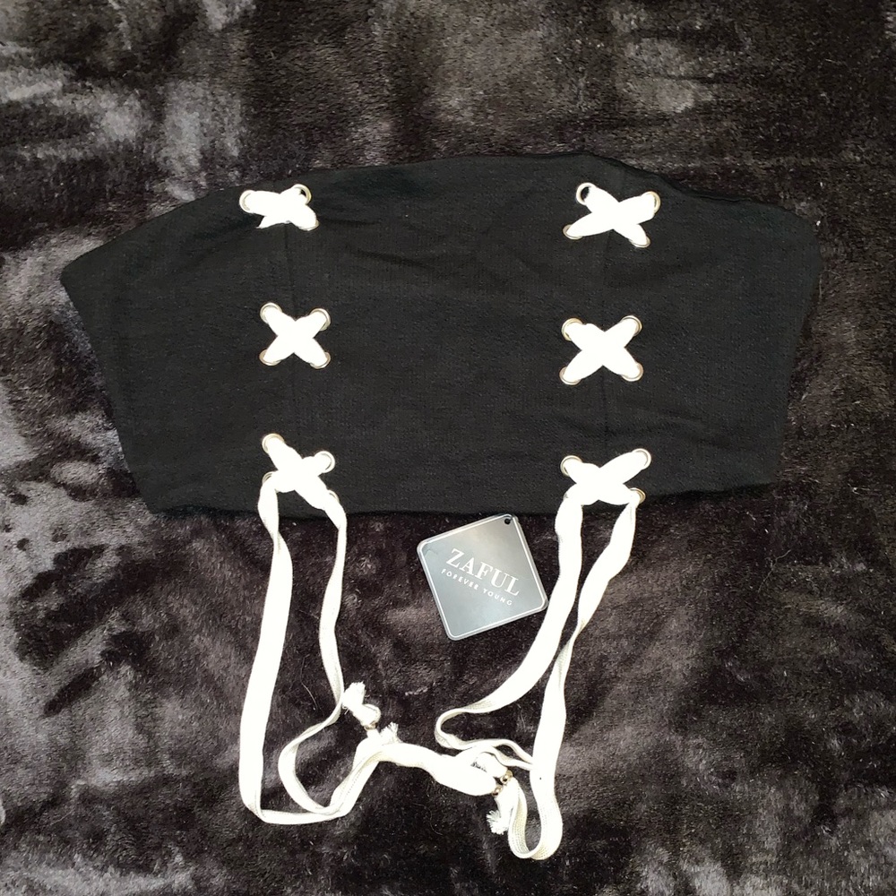 ❗️NWT❗️ZAFUL Crop Top